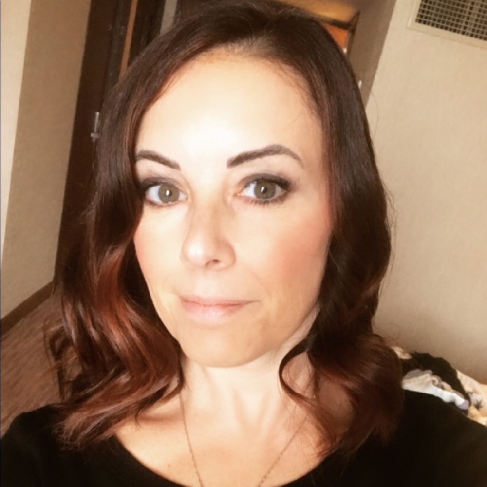 Meet your Posher, Melissa